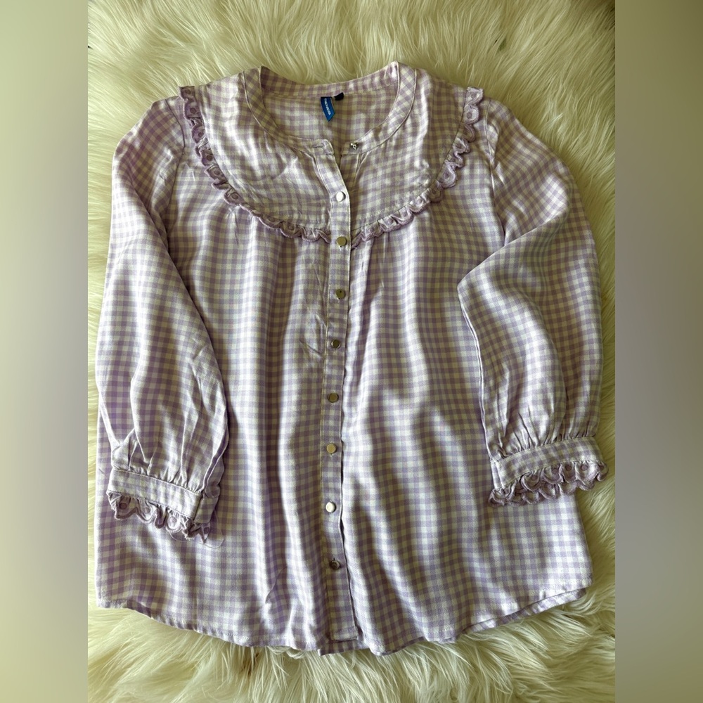 Chic Lilac Gingham Ruffle Top - Picture 3 of 4